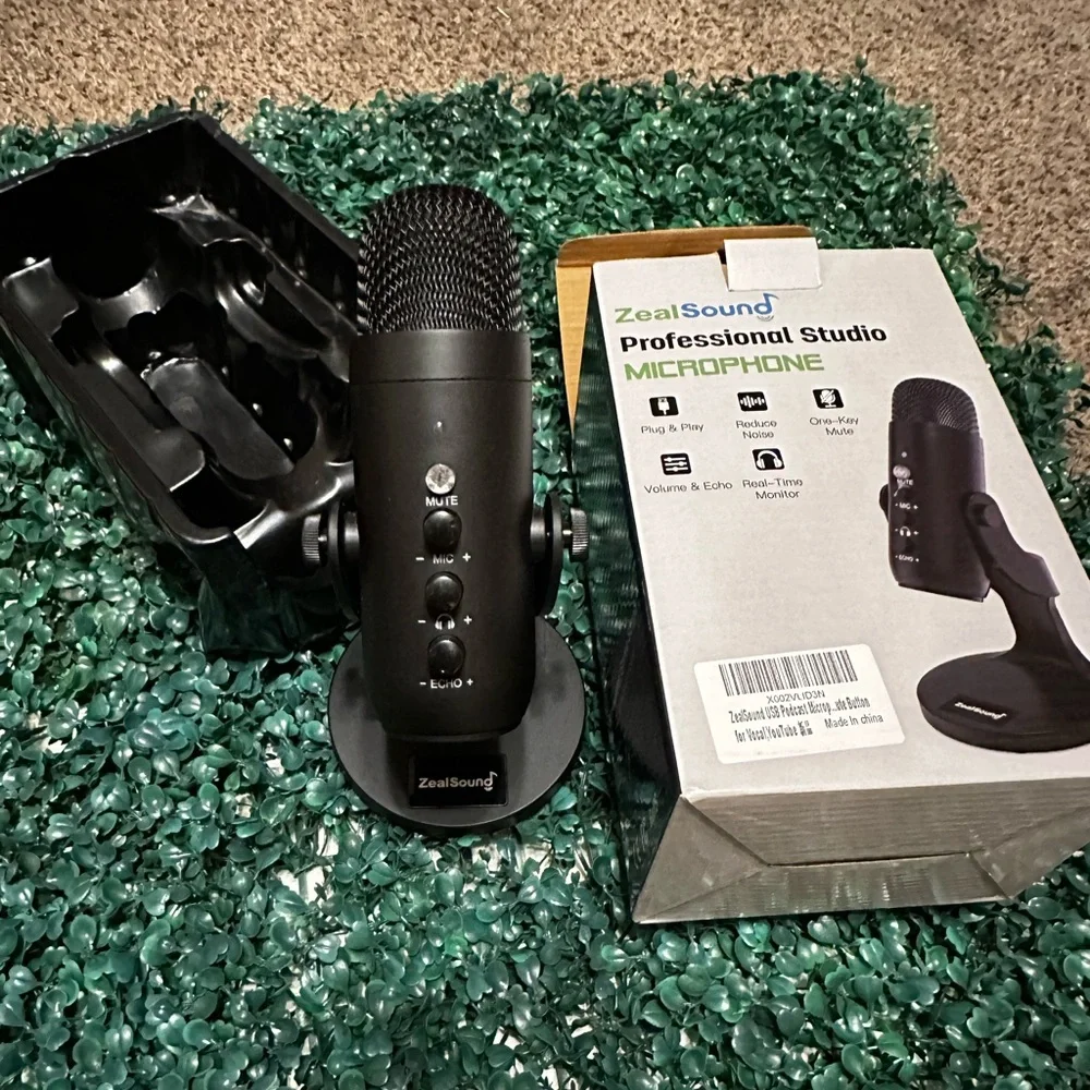 Professional Studio microphone, for Gaming, Streaming, etc